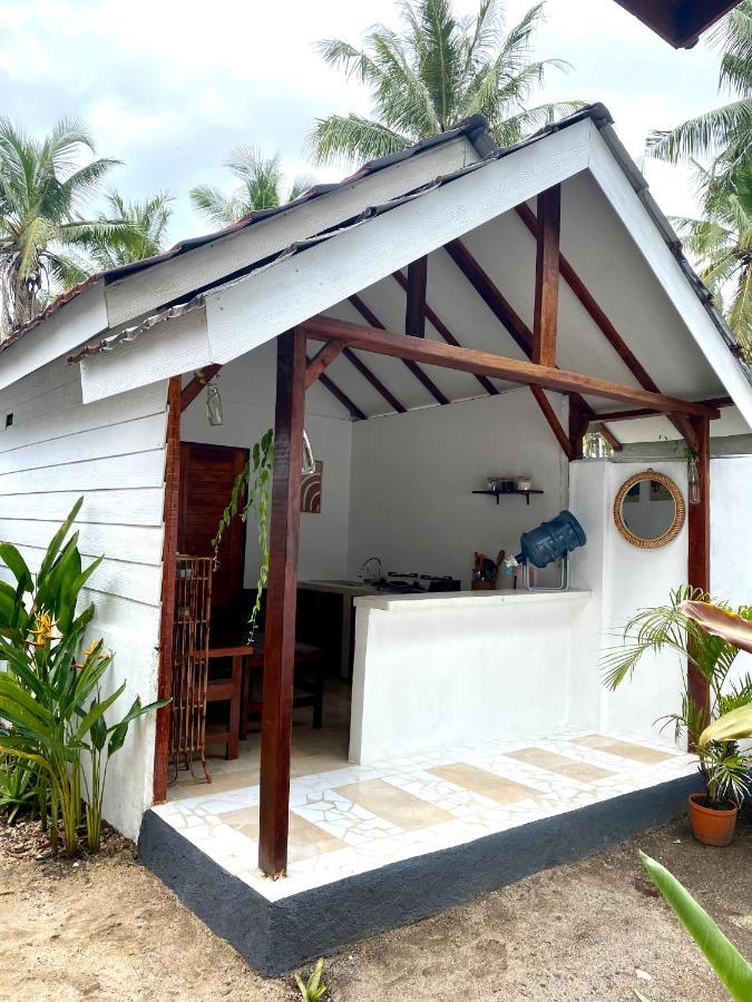Villa Aylan House à Gili Trawangan Extérieur photo